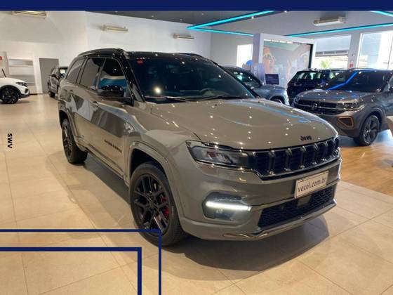 JEEP COMMANDER 2.0 HURRICANE 4 TURBO GASOLINA BLACKHAWK AT9